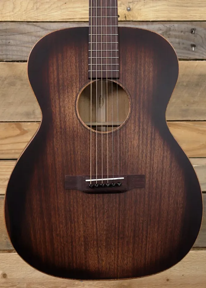 000 15 m akustická gitara Streetmaster