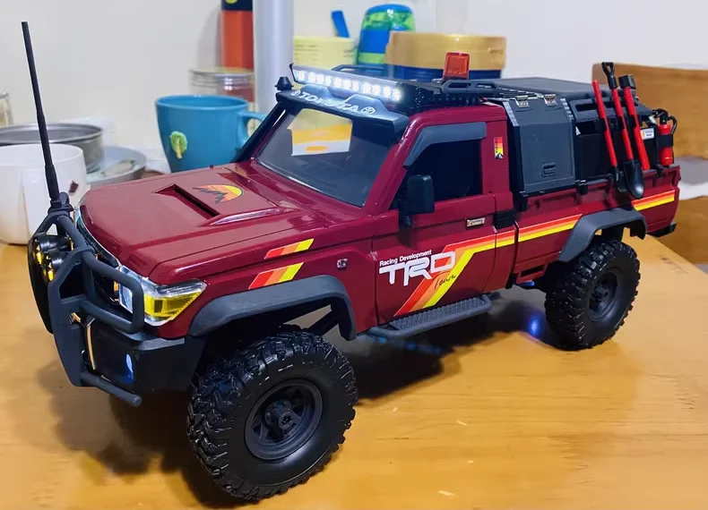1/12 1/18 Model Mn Scale Mn Model diaľkový ovládač 4x4 kamión Mn82 Land Crusier LC79 Body Zadné koliesky