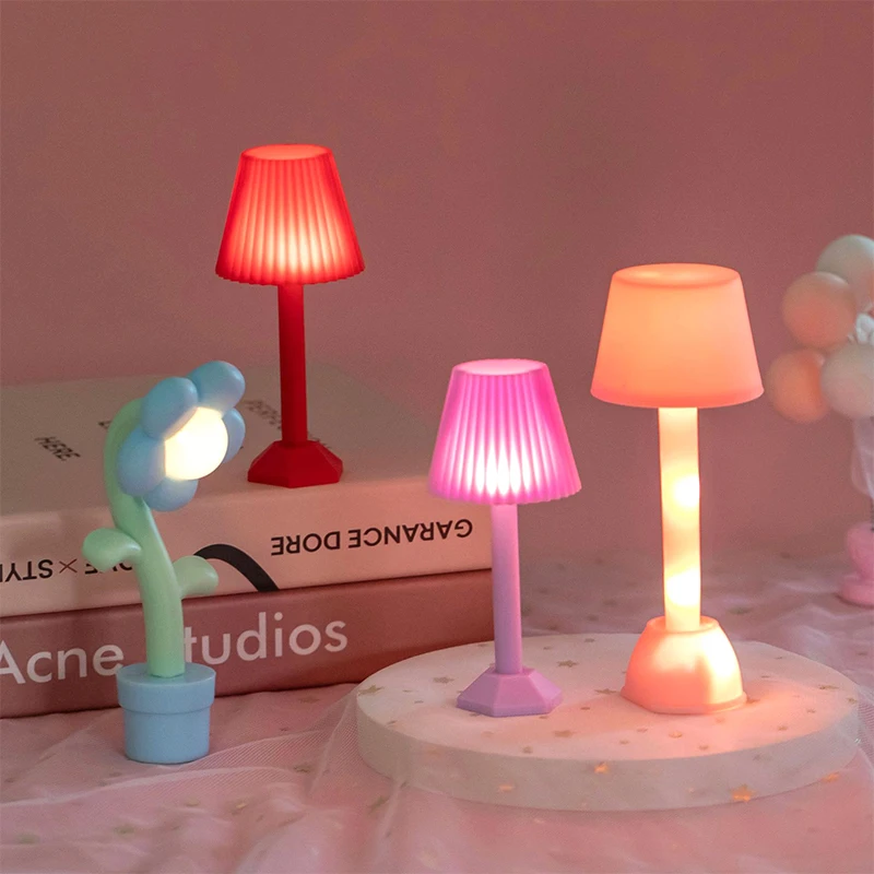 1:12 Dollhouse Miniatúrne LED nočné svetlo svetlo lampa Mini stolová lampa domáce osvetlenie model dekorácie hračky Doll House doplnky