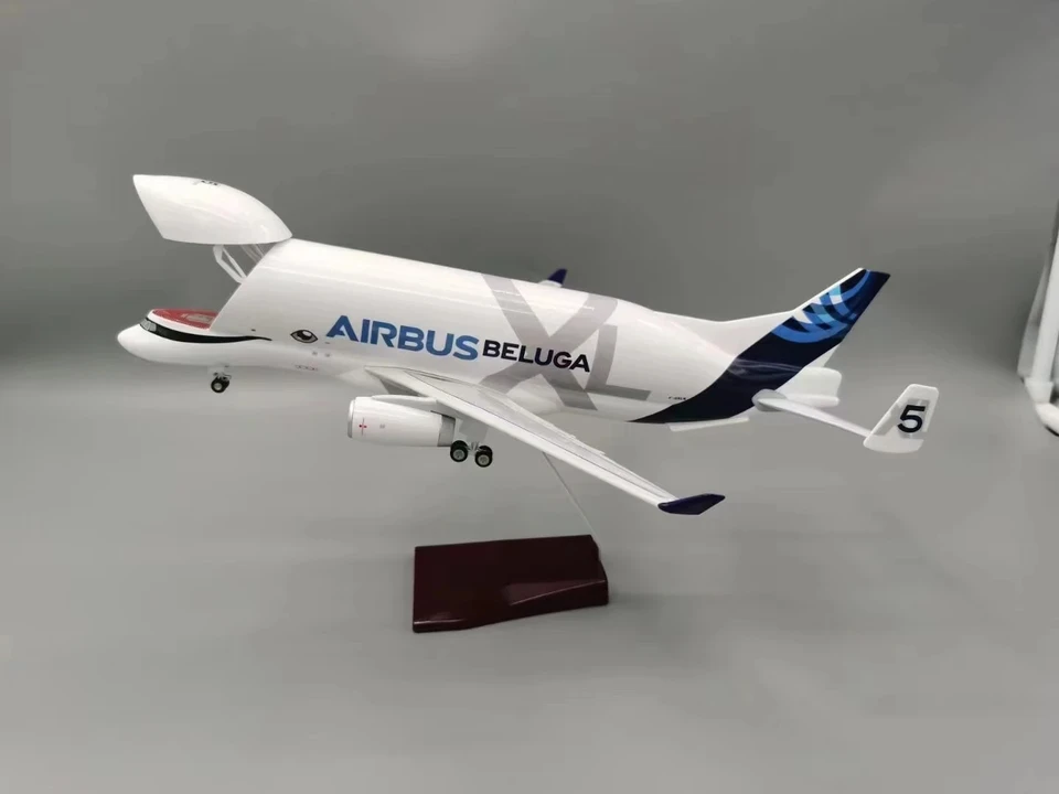 1: 150 Stupnica Veľký model lietadla 42 cm Airbus beluga A300-600ST MODELY MODELY