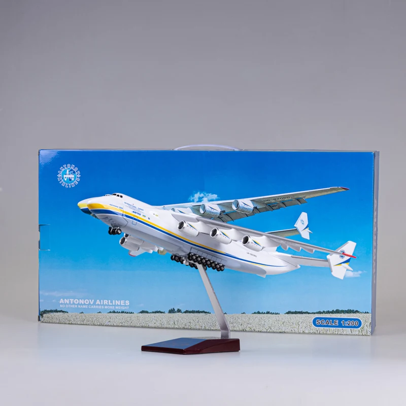 1: 200 Scale Ukrajina AN225 Transportné lietadlo Diecast Resin Model dekorácie dekorácie Aircraft Collection Zbierka hračiek pre fanúšikov