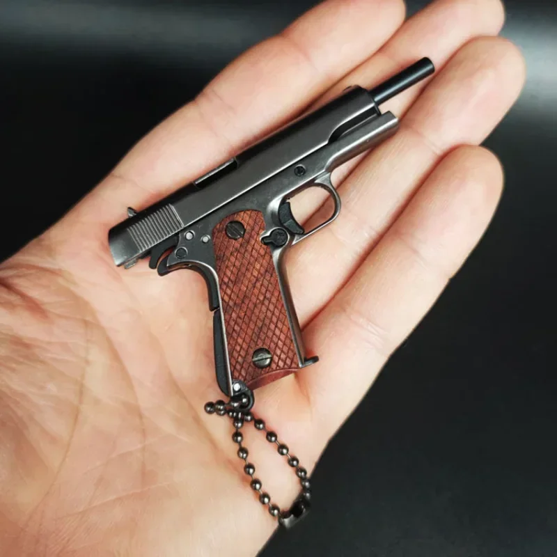1: 3 stupnica zliatiny Colt 1911 Pistol Mini Gun Metal Keychain Colt 1911 Pistol Keychain Fidget Toy