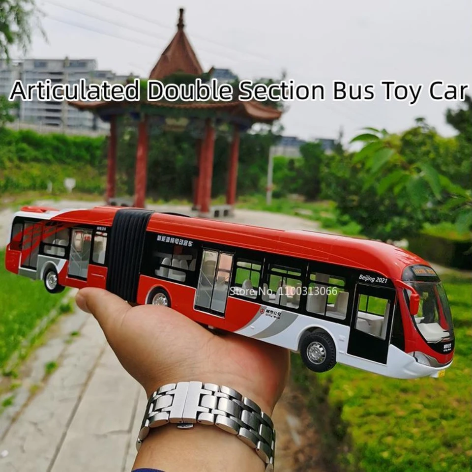 1:32 Kĺbová dvojitá sekcia autobusová hračka zliatiny zliatiny Diecast Bus so zvukovým svetlom Pull Back Funkcia Hračka vozidla pre chlapca darček