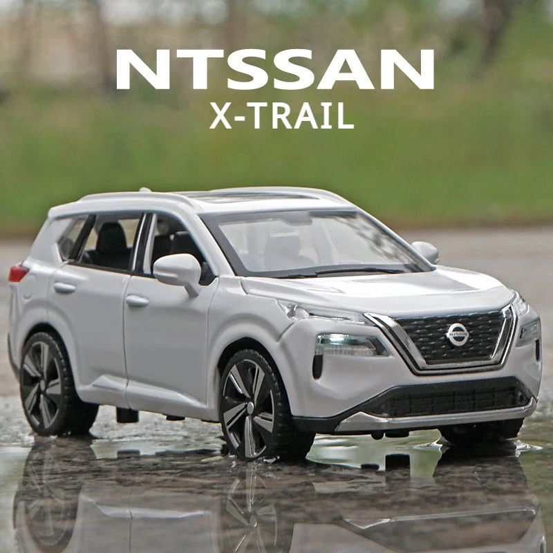 1:32 Nissan X-Trail SUV zliatinový model automobilu Diecast Metal Terver Tames Model Model zvuku a svetlo simulácia detských hračiek Darčeky