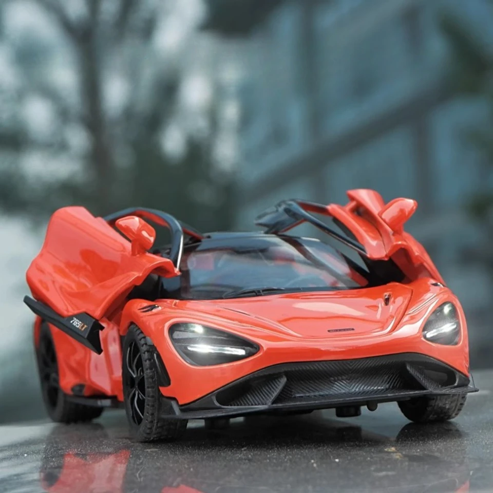 1:32 Stupnica 765lt Model hračiek zliatiny Diecast Dvere Otvorené zvukové svetlo Miniatúrne modely vozidiel Boys Darčeková zbierka