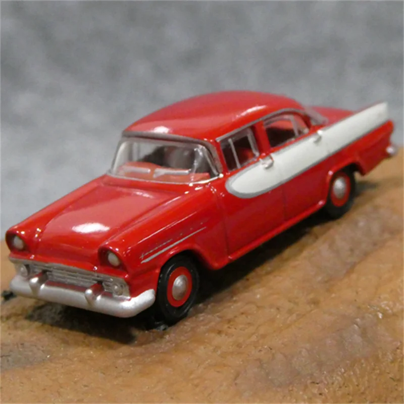 1/87 HO mierka zliatinový model automobilu 1960 FB Sedan Vintage Model Model vlakovej scény Miniatúrna zbierka piesočná stolová krajina Krajina