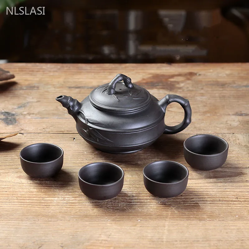 1 hrniec a 4cupy bez základne Yixing Purple Sand Tea Set Prenosný čaj Čínsky čajový obrad dodávky výrobky chinos