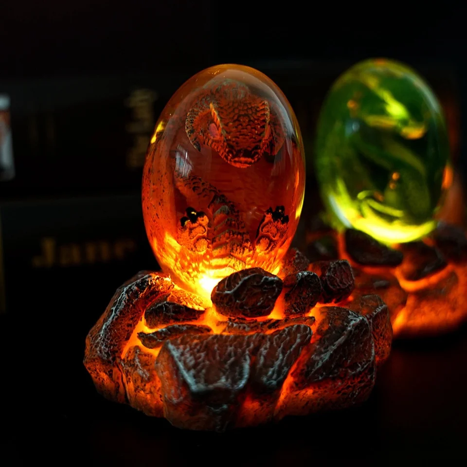 1 Položka Lava Dragon Egg Socha Flying Dragon GLOWLING CRYSTAL GOLLAR KARTOON DILNA HOODOM Ozdoby