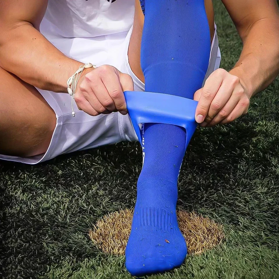 1 pár futbalových holení ochranné ponožky, ktoré nekĺzajú šmykľavky Silikónový rukáv Športové školenie Shin Guard Plaps pre futbalový beh na bicykli