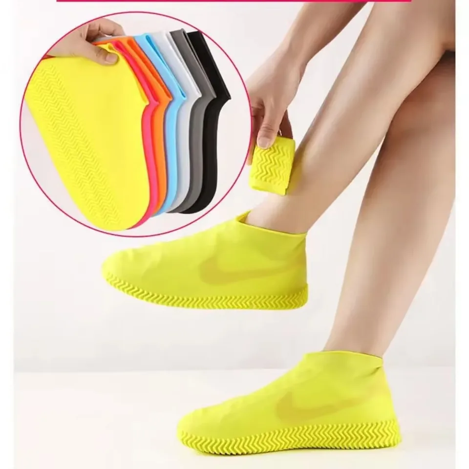 1 pár nepremokavých nekĺzavých silikónových topánok Vysoko elastické opotrebenie rezistentné unisex dažďové topánky pre vonkajší daždivý deň opakovane použiteľný obuv topánky