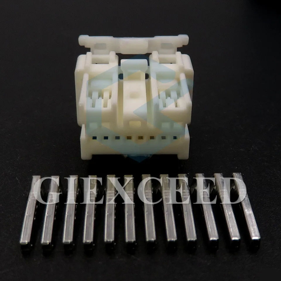 1 Set 12 PIN MG651397 7283-8625 Automobilový konektor automobilu 0.7 Séria Auto striedavka plastová plastová kryt