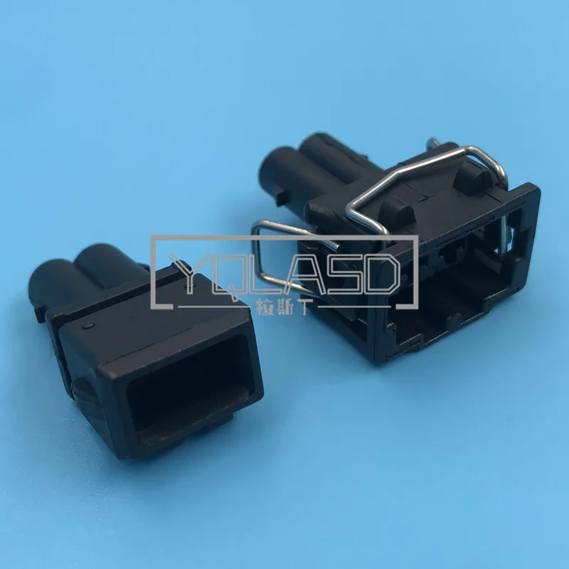 1 Set 2 Way 357 972 762 357 972 752 KONEKTOR AUTOPRAVNÉHO VODNÉHO PRÍPOJEMNÉHO ZARIADENIA KABELOVANÝCH KABEKOVÝCH KAMEROV