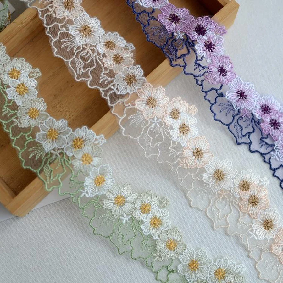 1 yard modrá biela fialová čipka Lace Lace Guipure vyšívacia stuha Tink Sewing Aplikácia 6 cm