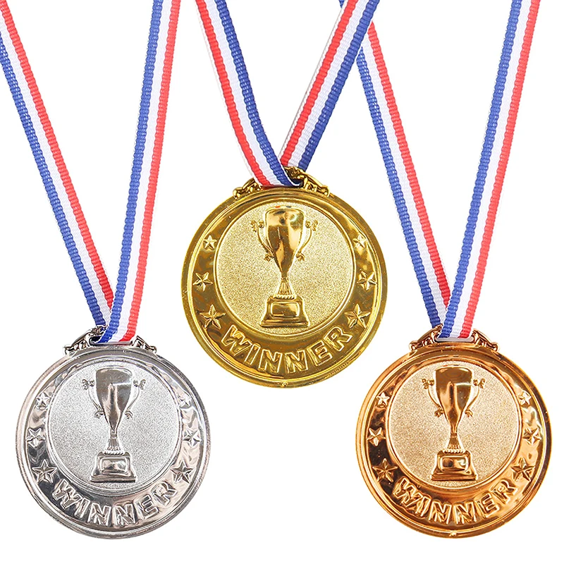 1 Zlato strieborná bronzová cena Medail Winner Reward Futbalová súťaž o cenu Ceny o cena za suvenír darček pre detské hračky pre deti v prírode