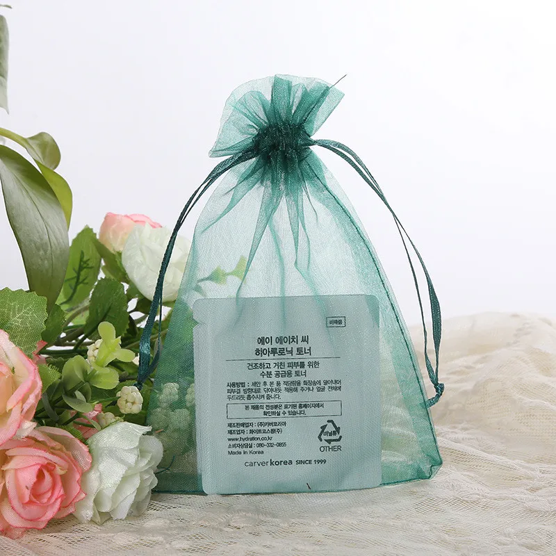 10/50ks malá organza taška kresbateľná svadobná vianočná biela sťahovacia vrecká Organza Gázové darčeky