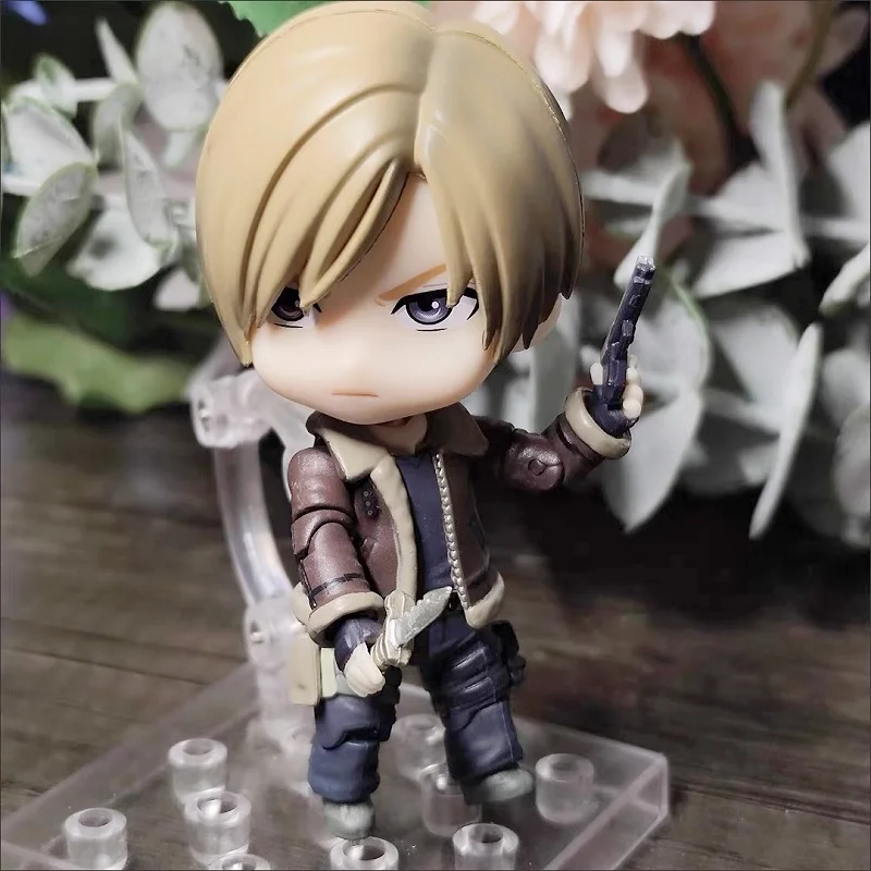 10 cm na sklade Originálny Resident Evil 4 Remake 2337 Leon S. Kennedy Q Version Action Dolls Anime PVC Model Model Kid narodeniny