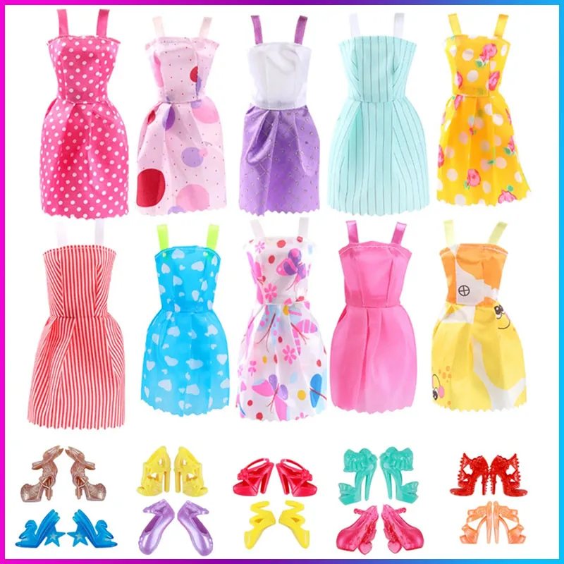 10 mix módne roztomilé šaty módne oblečenie pre bábiku 10 topánok oblečenie pre bábiku Barbie Lovely Girl Toy Lot
