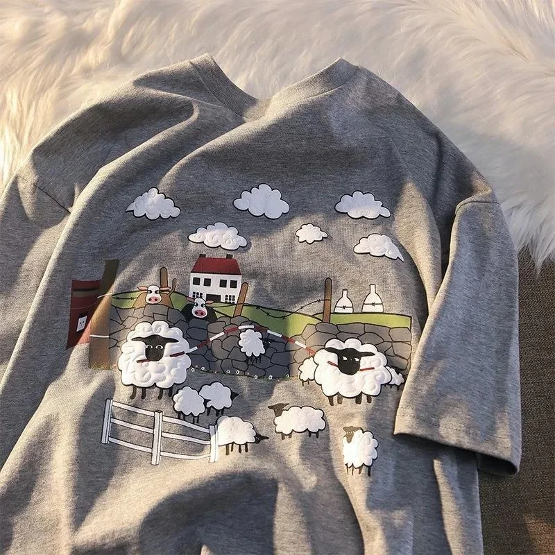 100% bavlna Japan Cartoon Cloud Sheep Anime T košele Kawaii Tops pre dospievajúcich Vintage Navy Grey O-Neck Presadzované odpaliská Harajuku