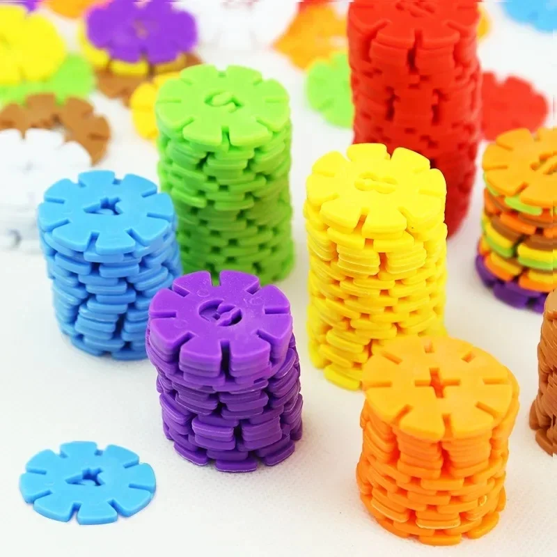 100ks/200ks/šarža konštrukčné hračky Deti Plastové budovy snehových vločiek pre deti 3D puzzle detská montáž hračky pre deti