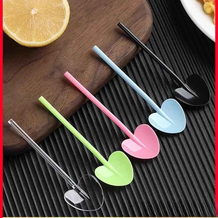 100ks na jednorazové lyžice v tvare srdca nezávisle zabalené dezertné zmrzlinové želé Puding Spoon Food Plastre Plastwware