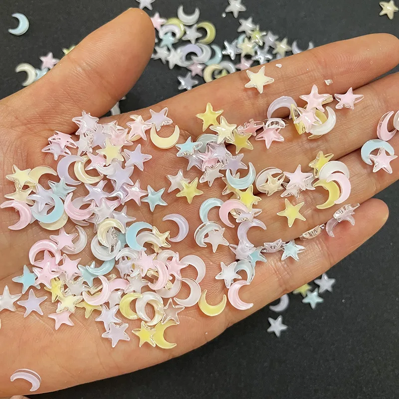 100ks na nechtovú živicu Gems Star/Moon Nail Art Roztomilé návrhy kúzla pre domácich majstrov manikúru 3D na nechty Doplnky dekorácie kamienky