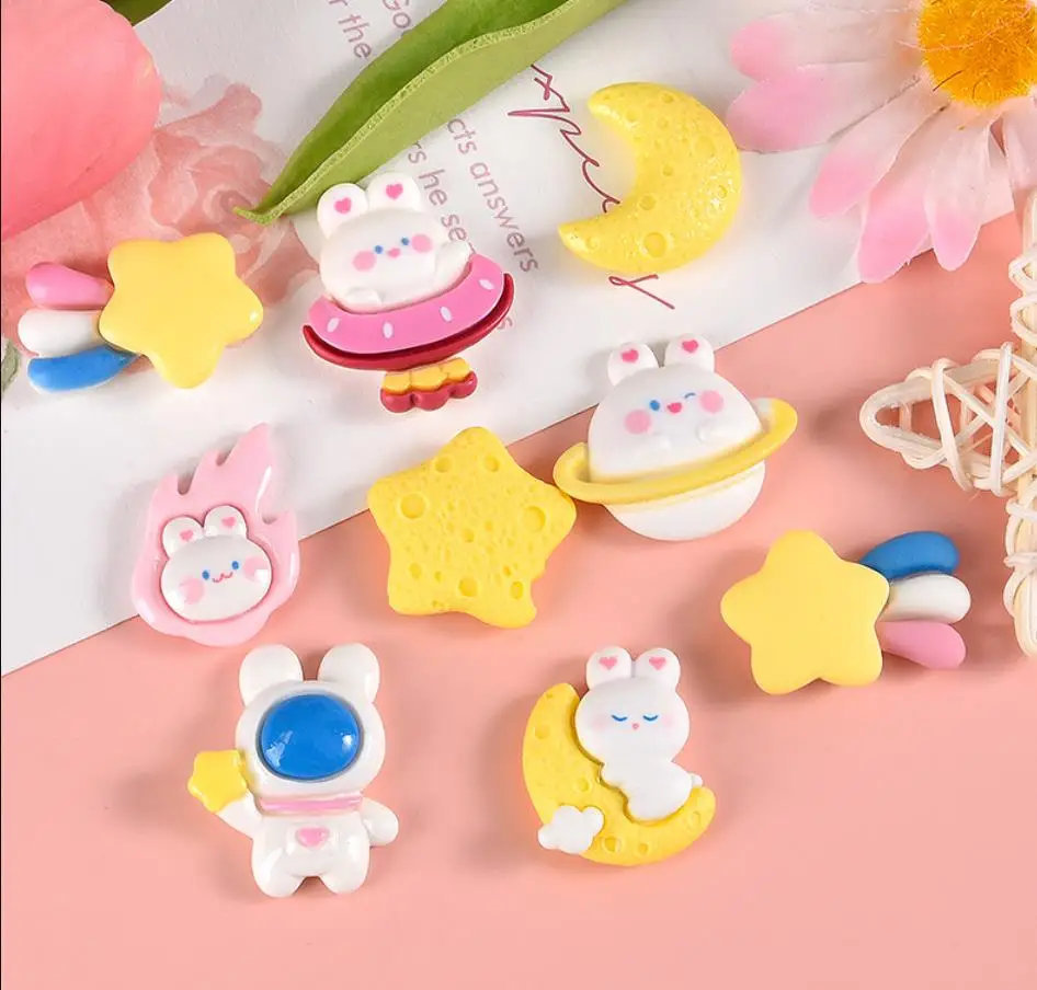 100ks Nový kawaii karikatúra králičie astronaut hviezdy Moon Flatback Resin Cabochons Crafts DIY DEY DETAZOR DECORÁCIA VLASTNÉ PRÍSLUŠENSTVO