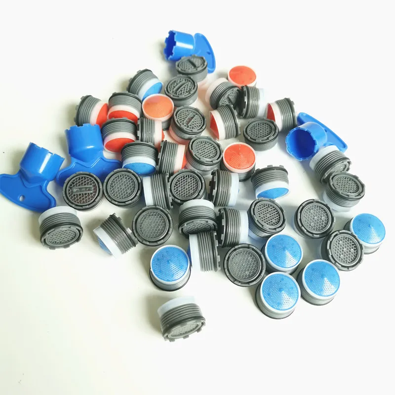 10ks 18,5 mm mužské vlákno Šetrenie Tap Doplnky prevzdušňovač vstavaný faucet bubbler filter jadro filtra Vykladacie pištole Foamer