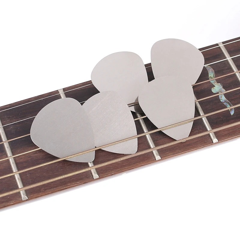 10ks/balenie gitarových tipov Plectrum 0,3 mm z nehrdzavejúcej ocele Kovová elektrická gitarová gitara Plectrum Guitar Parts & Accessories Gyh