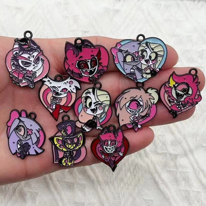 10ks Classic Cartoon Anime náušnice prívesok DIY Keychain Náramok zliatiny Šperky