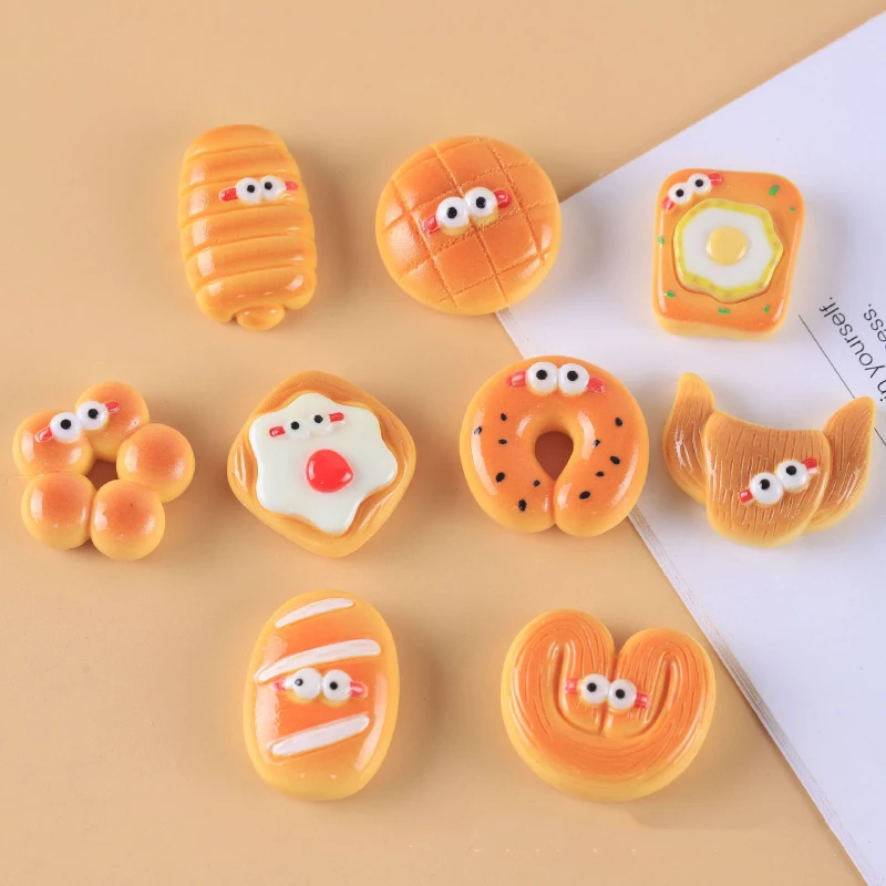 10ks kreslený chlieb toast s ploché kus živicu Cabochon Scrapbook Crafts DIY telefónne dekorácie ozdoby Dollouse príslušenstvo