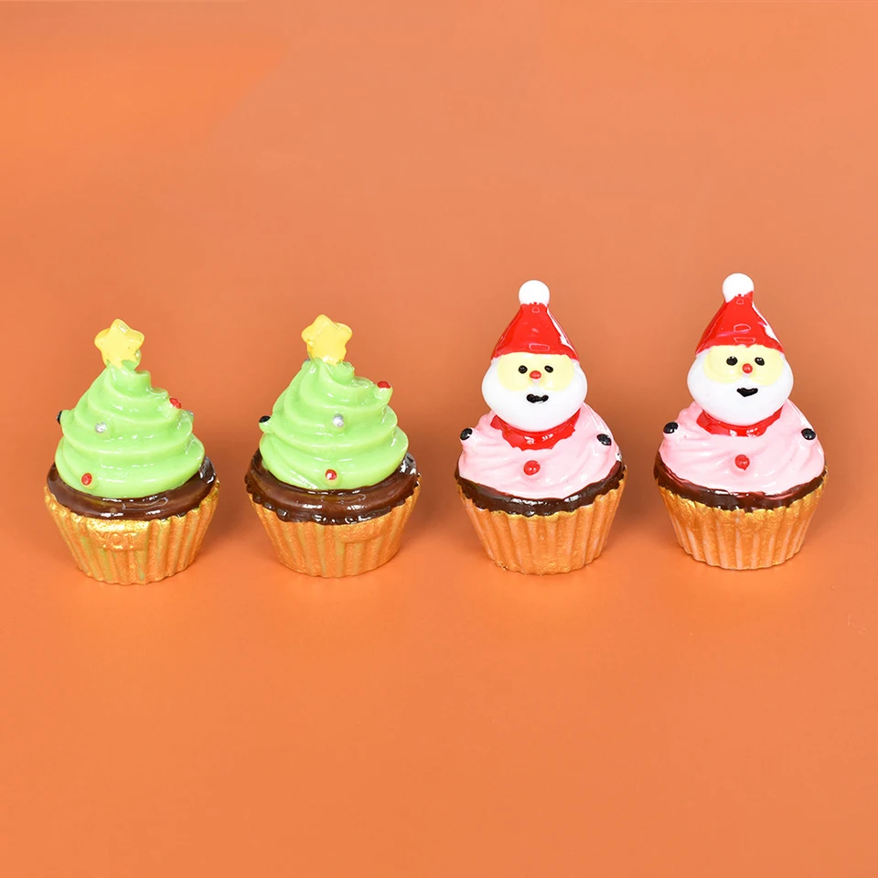 10ks Miniatúrny vianočný Santa Tree Cake Resin Cabochon Mini Food Dollouse Accessories DIY Scrapbook Crafts Domáca dekorácia