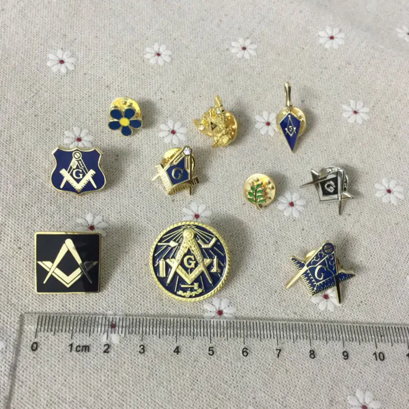 10ks Rôzne slobodomurárske slobodomurárske klopy Master Square Pin Badges Freemasonry Zabudnite na mňa, nie slobodomurársky slobodomurár