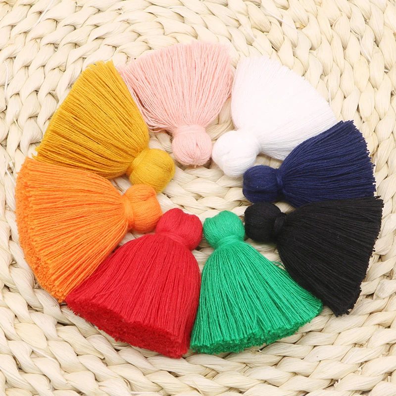 10pc 6cm mini bavlnená tuk Tassel prívesok Domáca textilná záclona Opretie prívesok Tassel DIY Key Care Náramok náhrdelníka Remesely