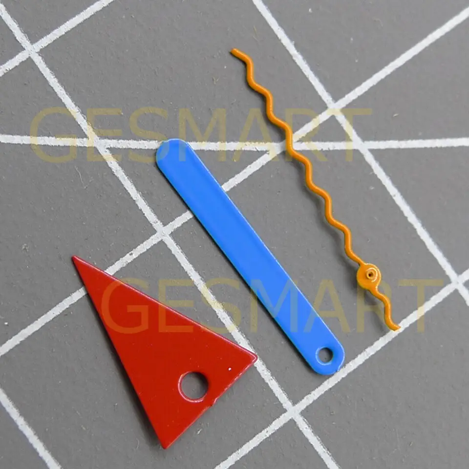 12 mm červený trojuholník nepravidelné módne hodinky ruky pre pohyb Miyota 2035 Quartz