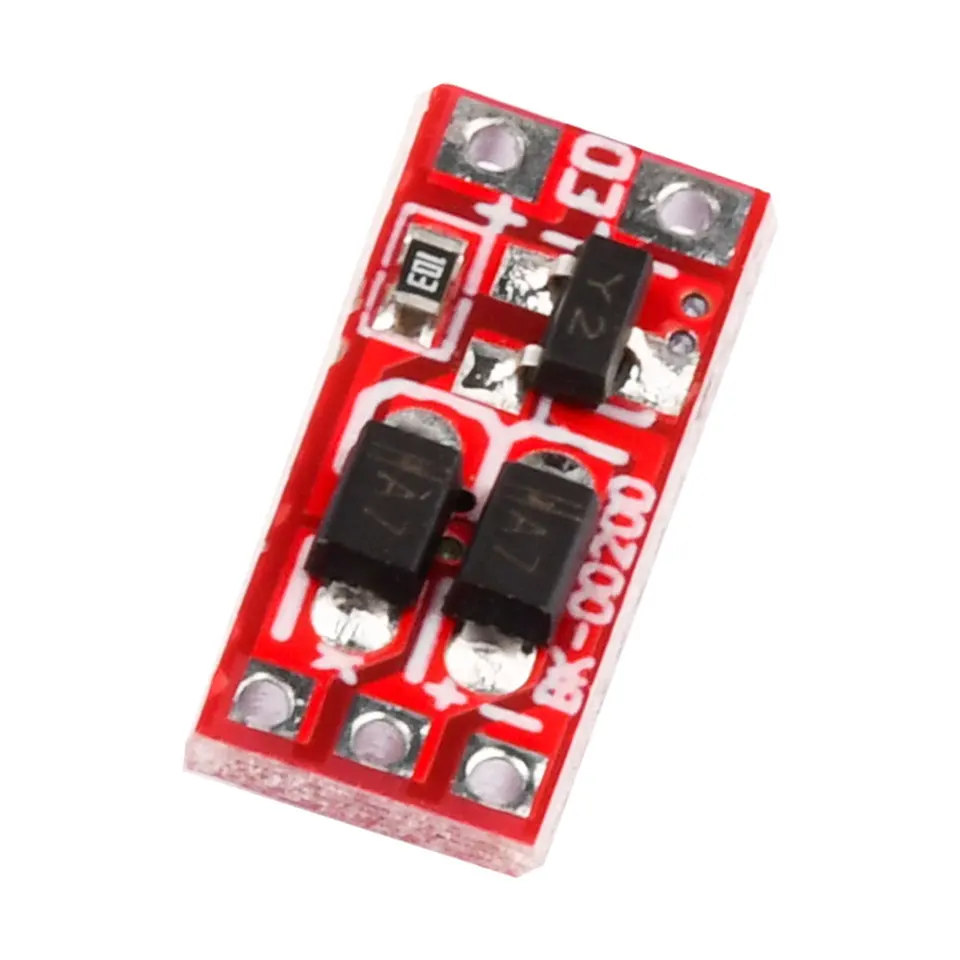12V Automobilový spúšťací búrkový modul Ultra-malého mini auta ovládací čip LED brzda LED brzdenie Brzdenie pohybu IC pre brzdovú žiarovku