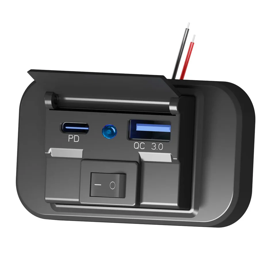 12V USB CAR nabíjačka na nabíjačku na nabíjačke Dual QC3.0 a PD Port Car Rýchle nabíjanie adaptéra s gombíkovým spínačom