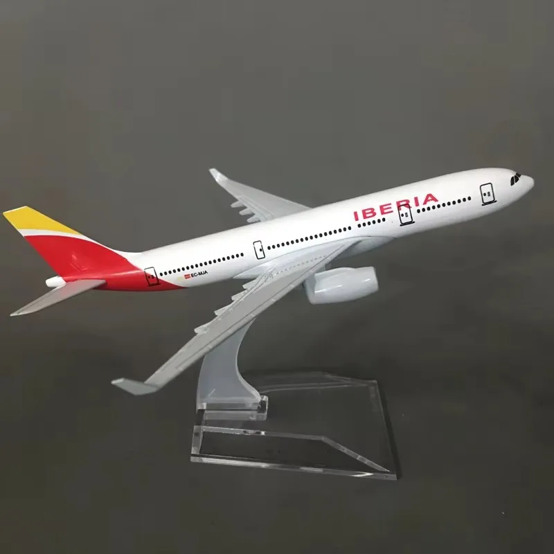 16 cm A330 Iberia Airways Airbus 1/400 Scale Die-Cast 330 Model kovového lietadla pre deti Darček Darček Domáca dekorácia