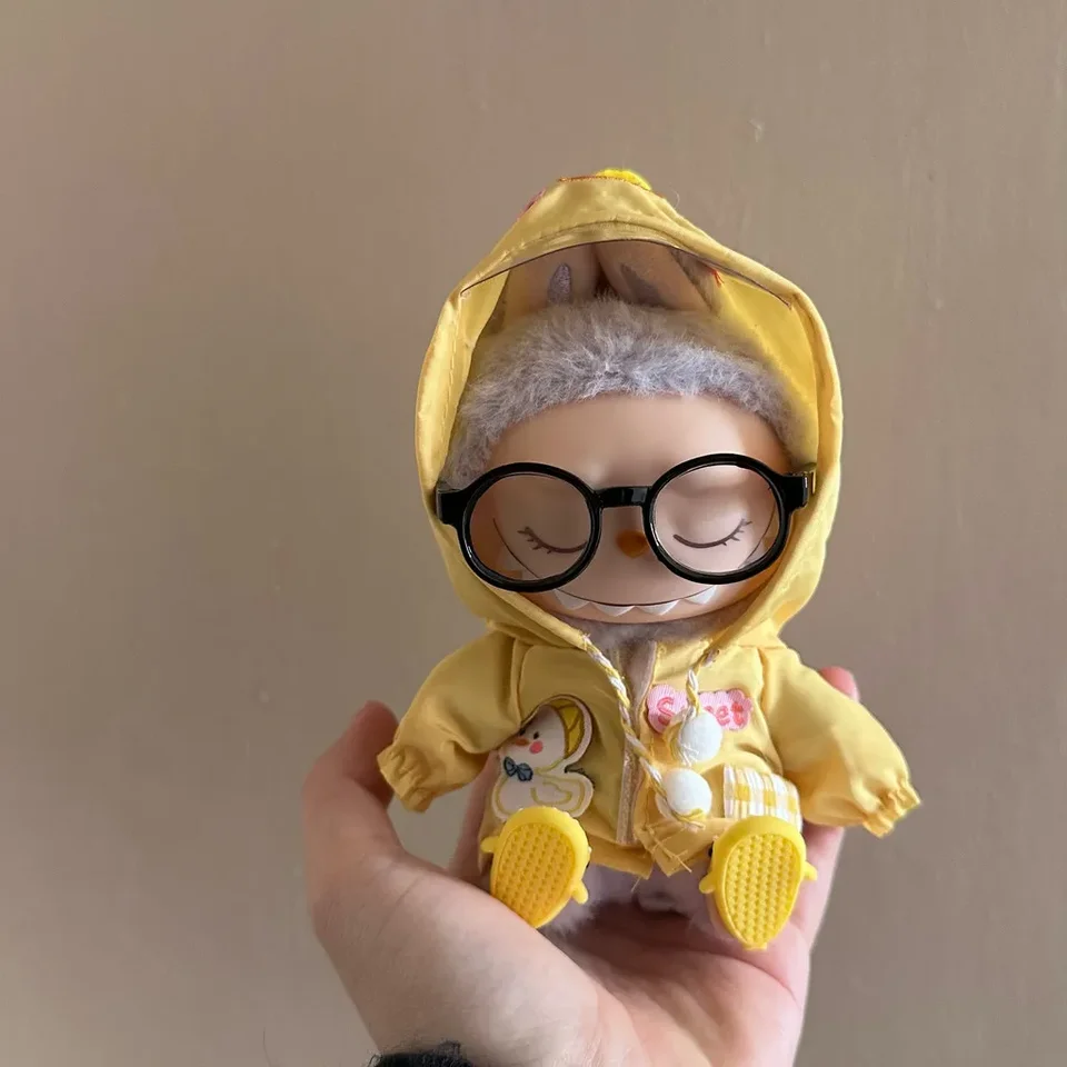 17 cm Mini plyšové oblečenie pre oblečenie pre Kóreu KPOP EXO LABUBU IDOL V1 V2 Dinosaur Raincoat Set Obliekanie darček