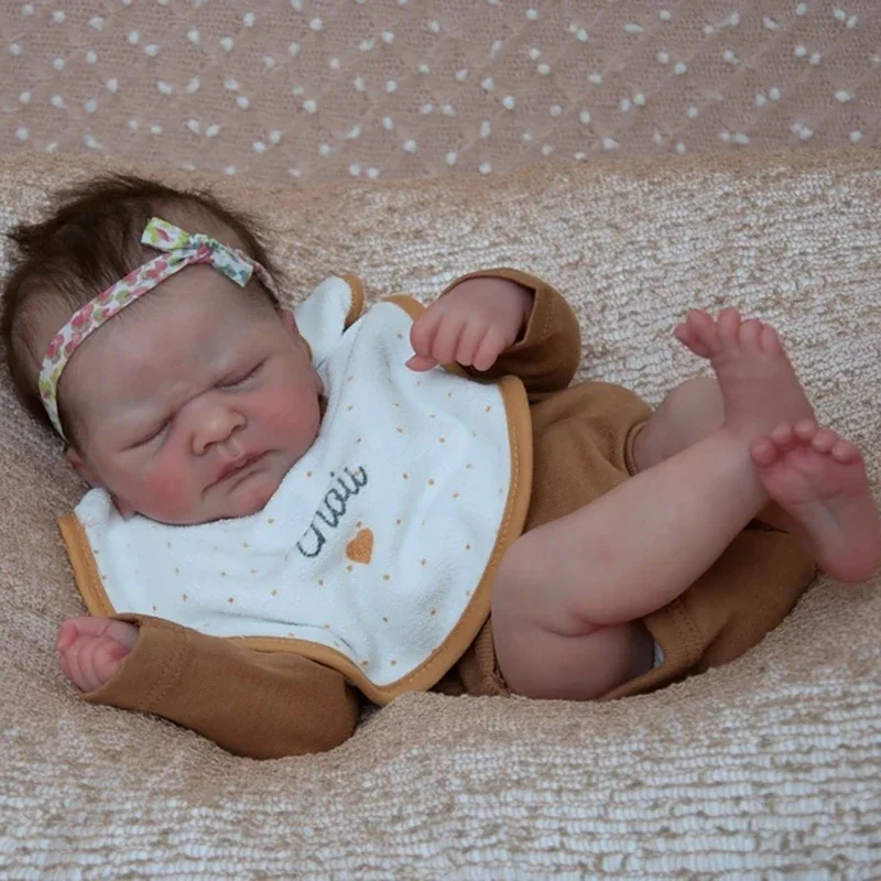 17 palcov Reborn Doll Kit spiace dieťa Kovu Soft Touch DIY Unifleed Neatrené prázdne diely pre bábiky