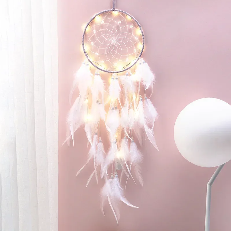 1ks sen snov s ľahkým indickým štýlom Národný perie Dreamcatcher Wall zavesenie ozdôb veterné zvonenie dievčenským dekoráciou