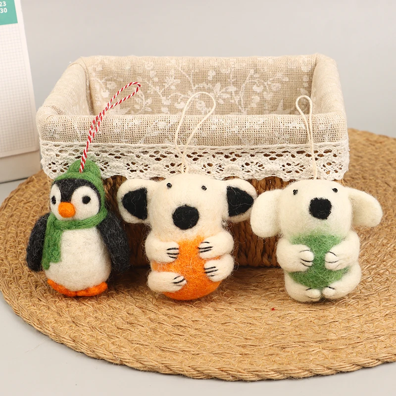 1ks vlna Felt Keychain prívesok, čistá ručne vyrábaná roztomilá taška prívesok Doll Doll Key Ring Ozdoby