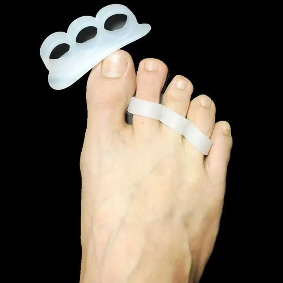 1Pair 3 otvory na prsty na prsty na nohách Hallux Valgus Ortóza narovnáva mäkký silikónový špička Oddeľujúci nástroj na starostlivosť o pedikúru gélu
