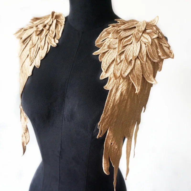1Pair Gold Brown vyšívacie anjelské krídlo Aplikácia šijací kvetový golier Patch pre svadobné šaty šaty svadobné oblečenie DIY