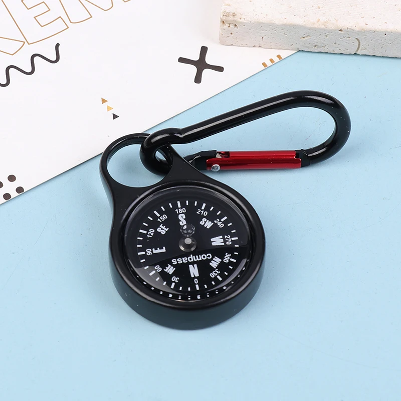 1pc 2 in 1 zink zink zliatina Carabiner Clip-On Surge Smerovia Sprievodca kľúče držiak na držiak na vonkajšie turistické vrecko Mini Compass