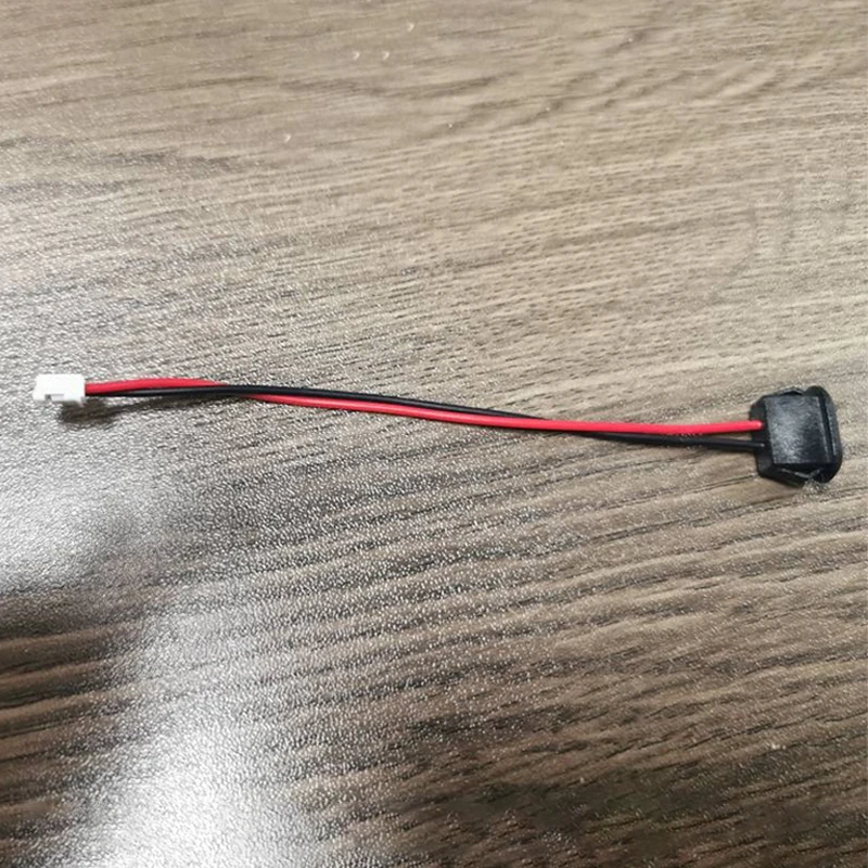 1PC 2 PIN USB-C TYPOPLY Vodotesný USB Connector Priame kompresia Ženská základná ženská objímka nabíjacie rozhranie