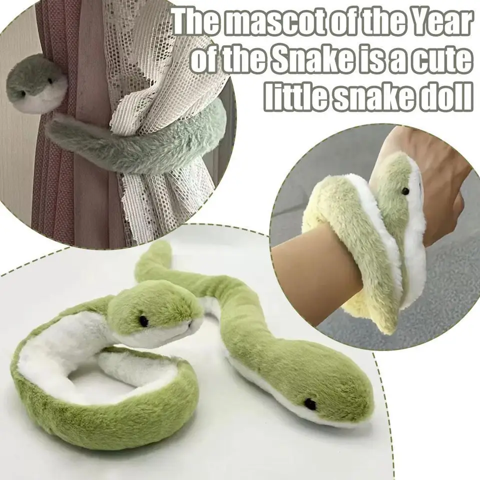 1pc 2025 roztomilý malý zelený had maskot Doll Doll Plys Hray pohovka obývacia izba Ornament Plyšový hadí náramok na náramok rekoráciu