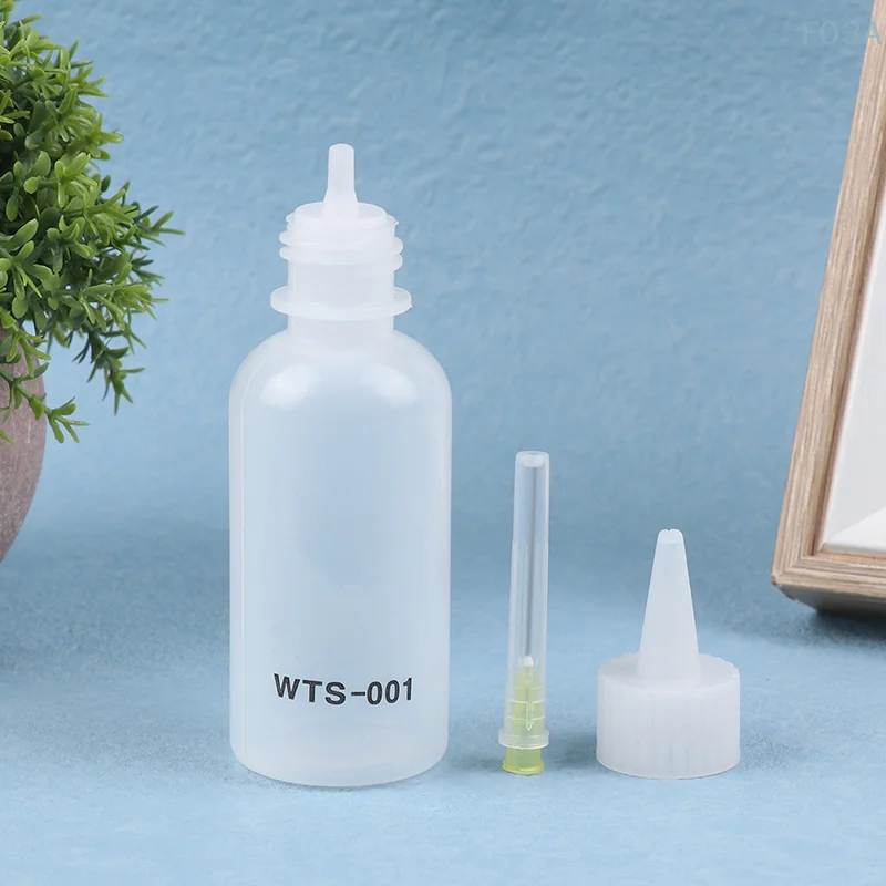 1pc 50 ml WTS-001 Plastový kvapalný alkohol s ihlou na dávkovač Rozínová spájka Pasta pre opravu zvárania PCB