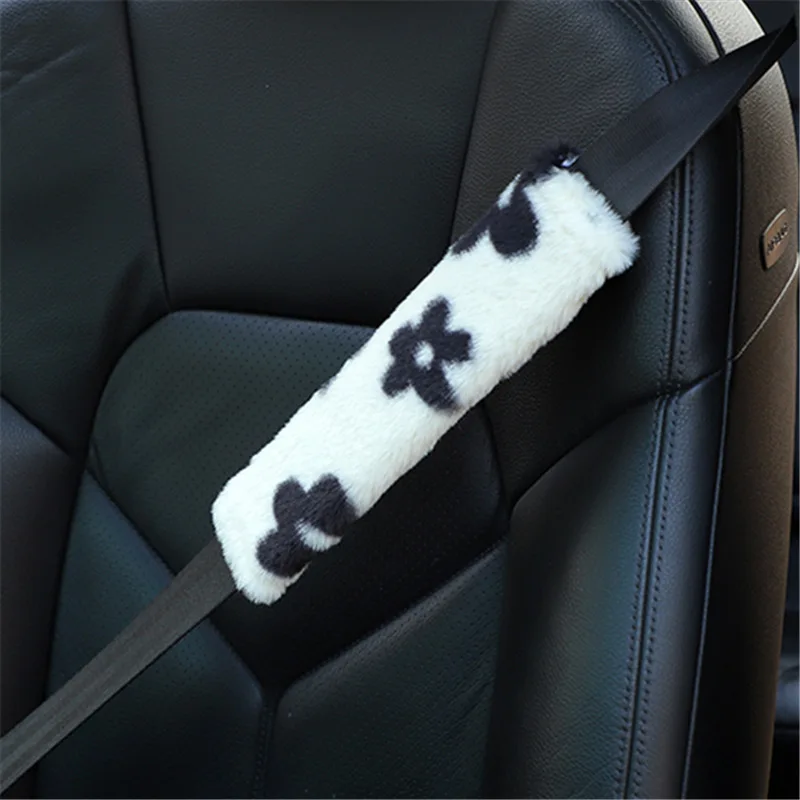 1pc autosedačky Plah Plush Flower Rameny Patš
