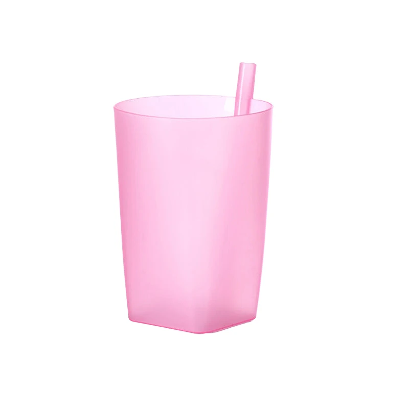 1PC DETI Kojenec dojka dúšok šálka s vstavaným slameným hrnčekovým nápojom PLASTOVÁ PLASTNÁ STRÁNKA