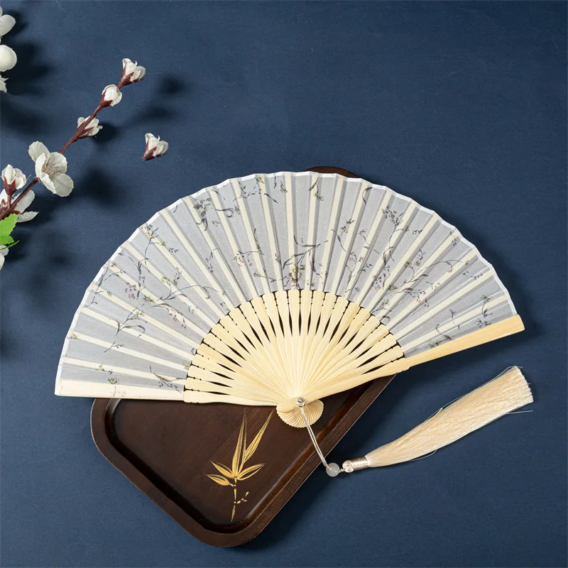 1PC Fan Skladací ventilátor Čínsky štýl Dámy Summer prenosný skladací starožitný japonský štýl Vlastný hodvábny módny darček pre darček #0626